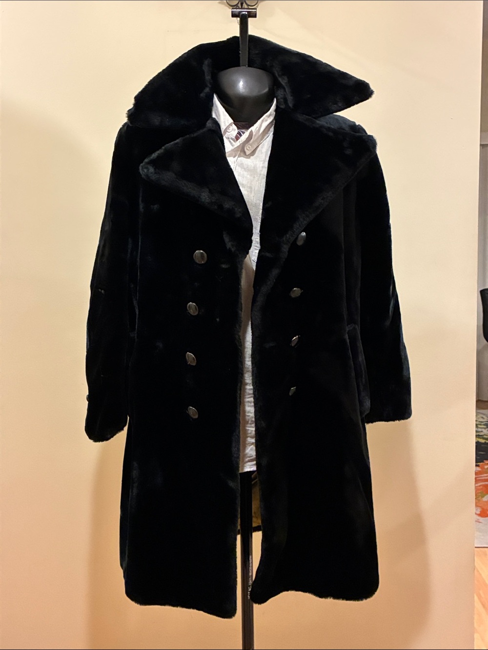 Amazing MID CENTURY vintage men’s black faux fur coat LARGE 44 RARE FIND EX COND
